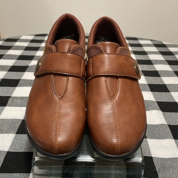 LIKE NEW! Alegria Danni Saddle Brown Vegan Leather Shoes 39/US 9 Slip Resistant - Picture 2 of 14